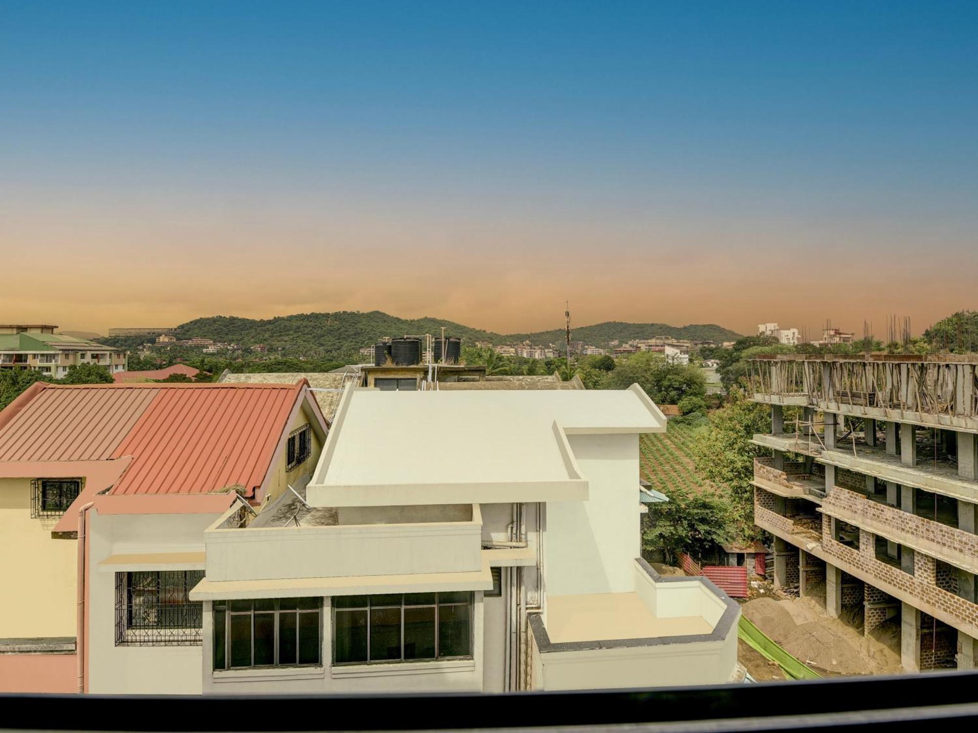 Townhouse Madgaon Hotel Raia ภายนอก รูปภาพ