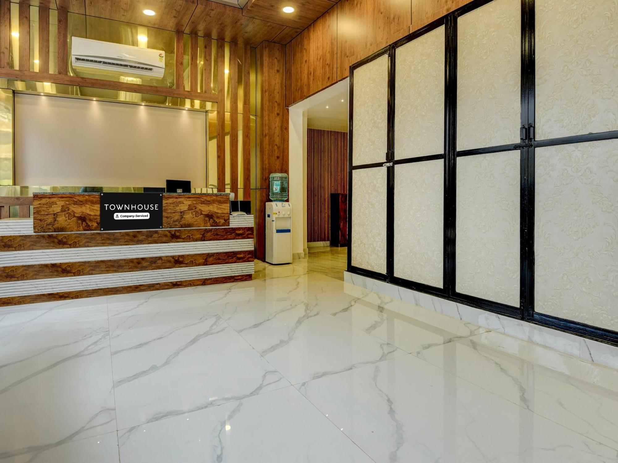 Townhouse Madgaon Hotel Raia ภายนอก รูปภาพ